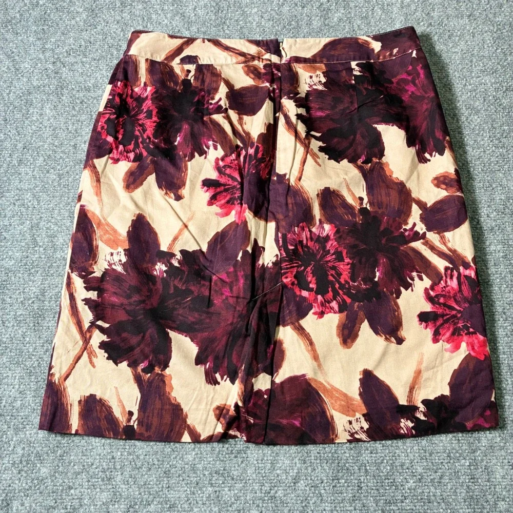 Van Heusen‎ Studio Floral Pencil Skirt Womens 8 Tan Purple Cotton Workwear